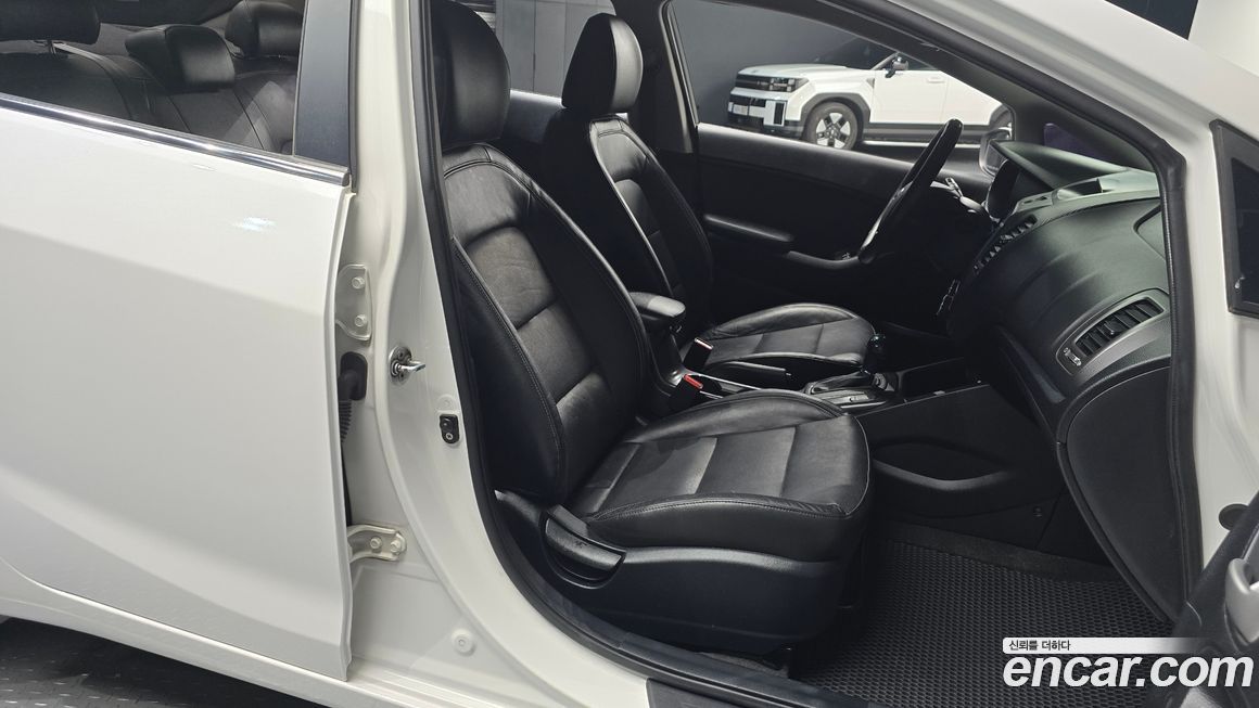 Kia K3 2014