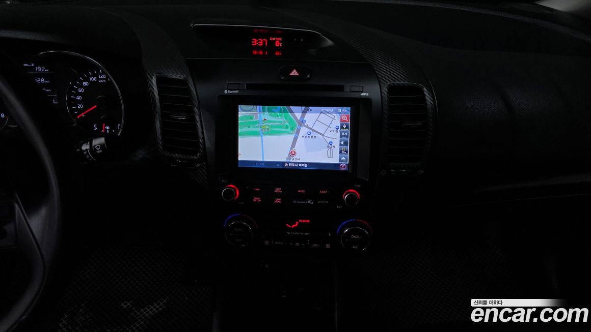 Kia K3 2015