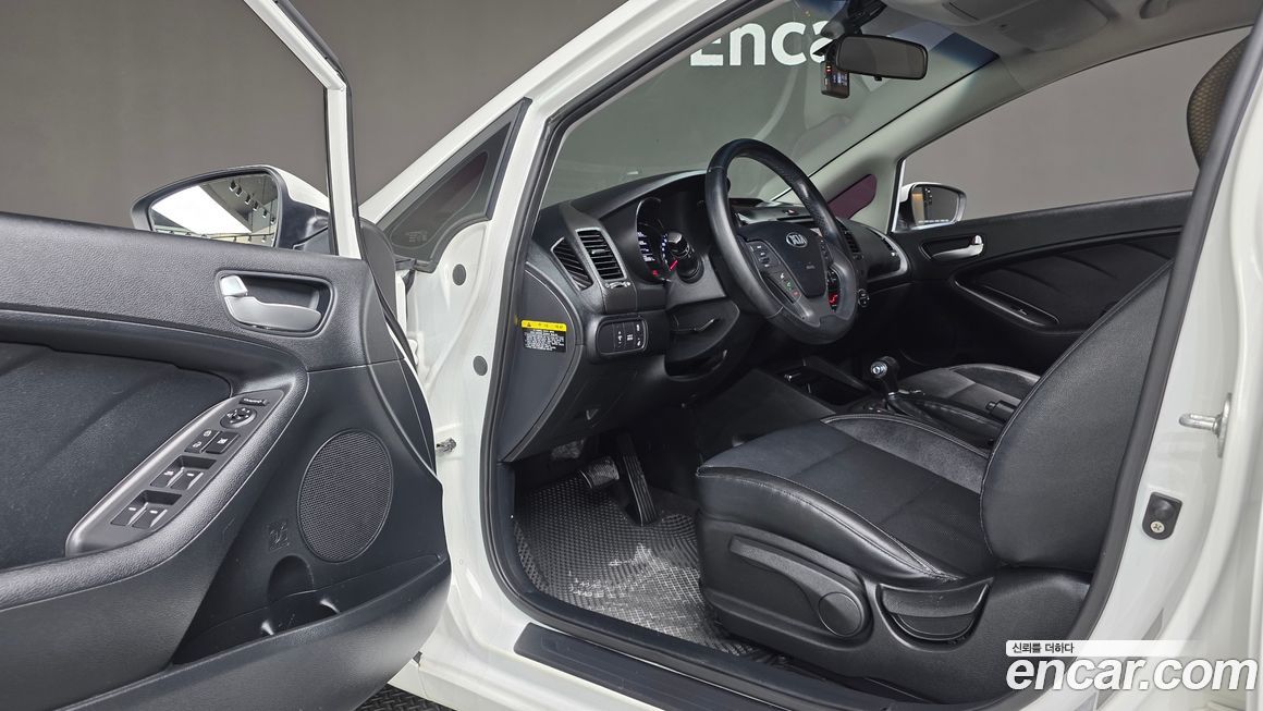 Kia K3 2015