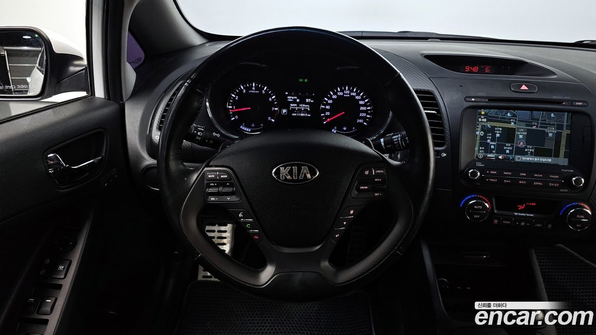 Kia K3 2013