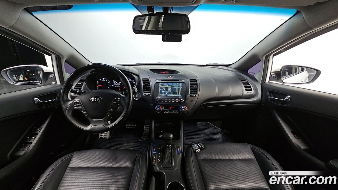 Kia K3 2013