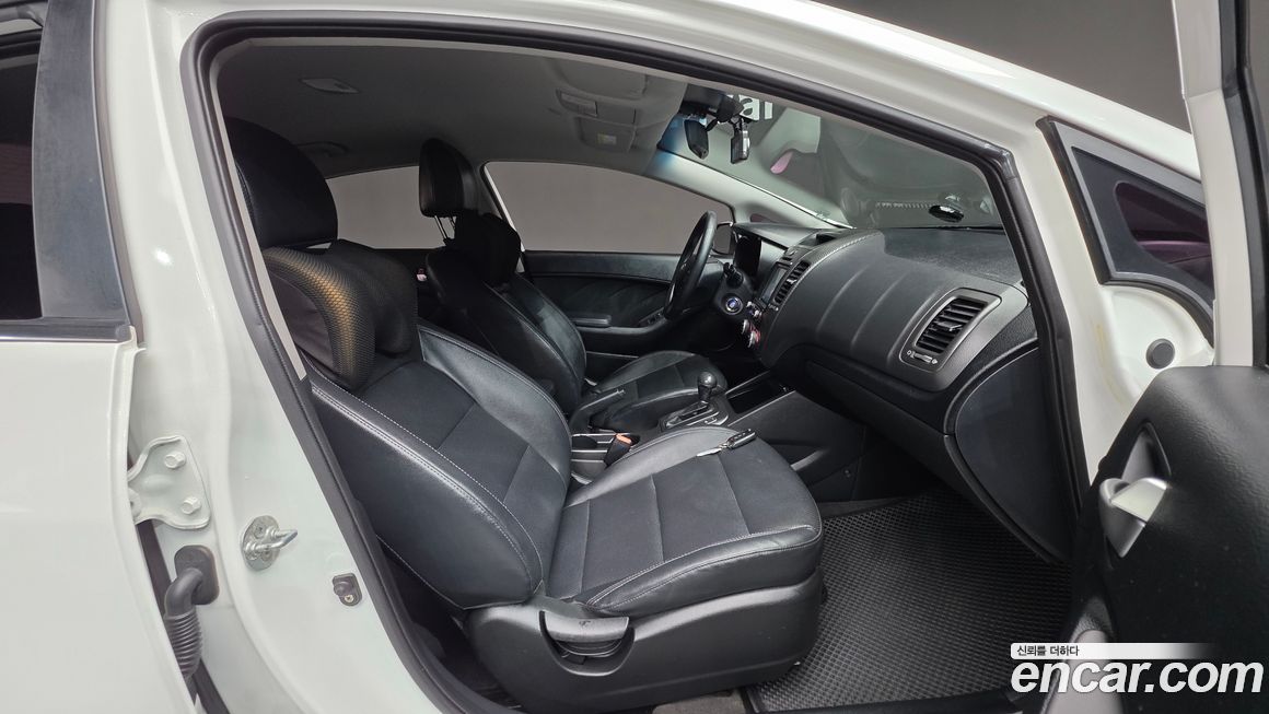 Kia K3 2015