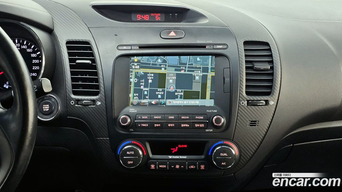 Kia K3 2013