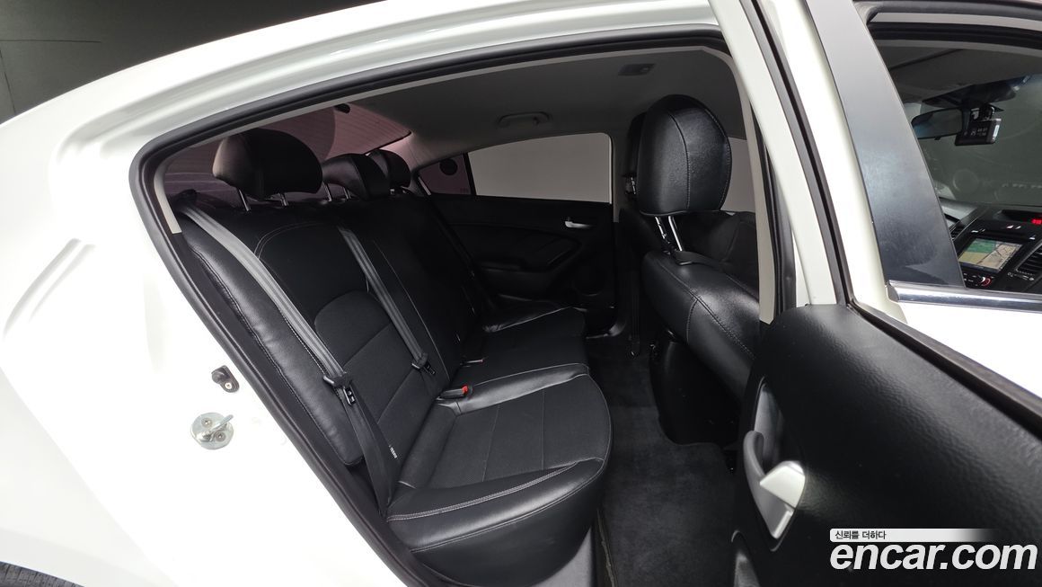 Kia K3 2015