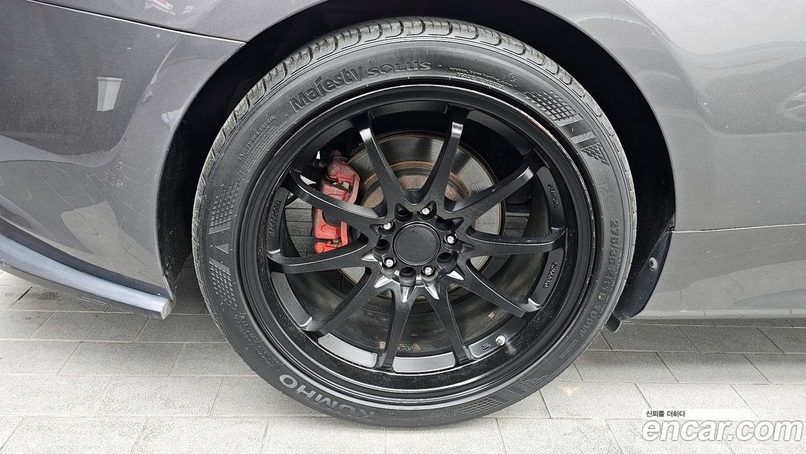 Hyundai Genesis 2012