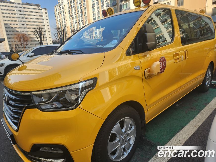 Hyundai Starex 2019