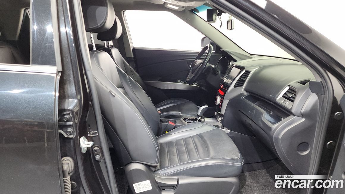 KG_Mobility_Ssangyong TIBOLI 2015