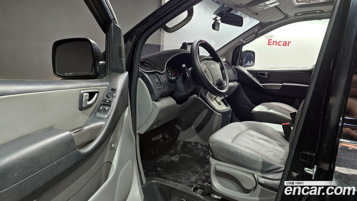 Hyundai Starex 2014