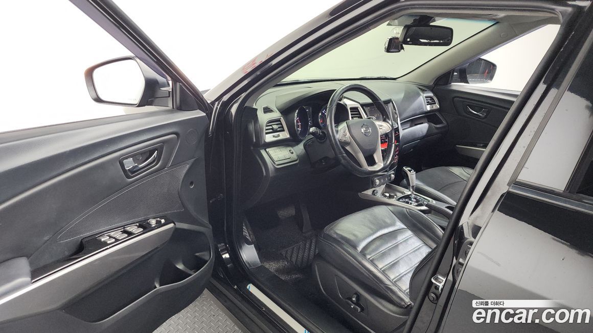 KG_Mobility_Ssangyong TIBOLI 2015