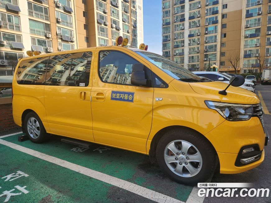Hyundai Starex 2019