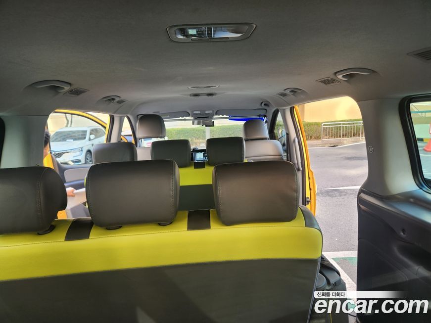 Hyundai Starex 2019