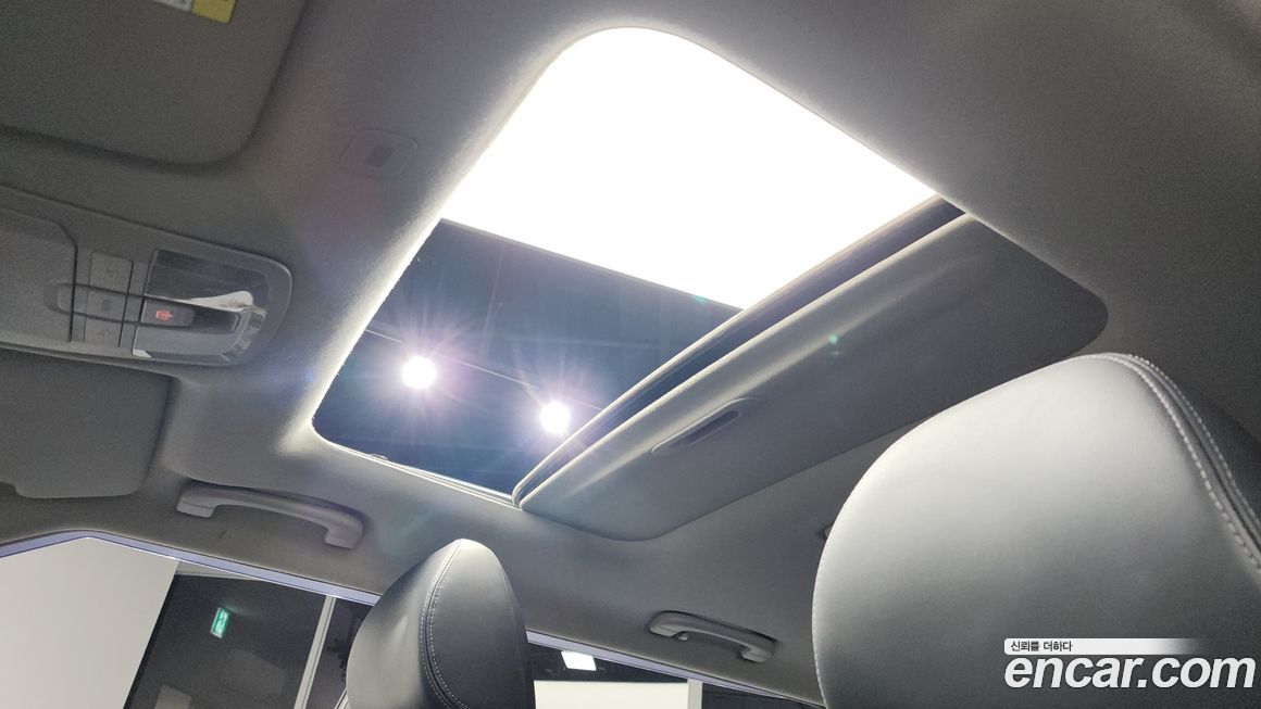 KG_Mobility_Ssangyong TIBOLI 2015