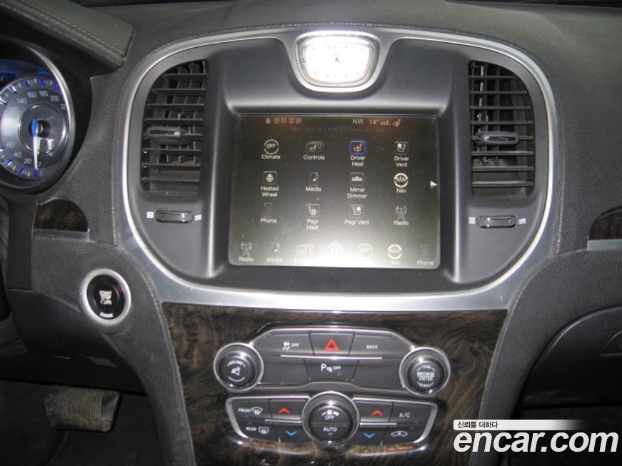 Chrysler 300C 2016