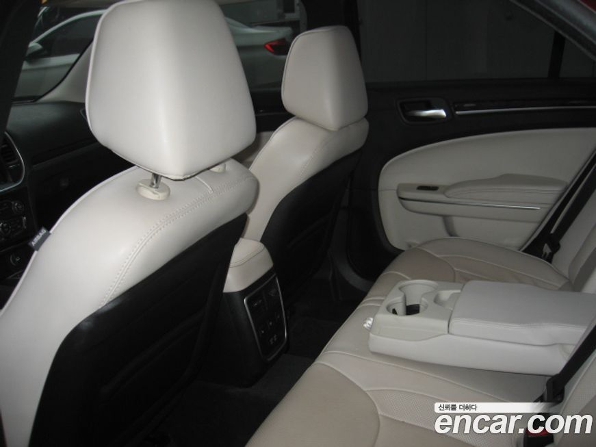 Chrysler 300C 2016