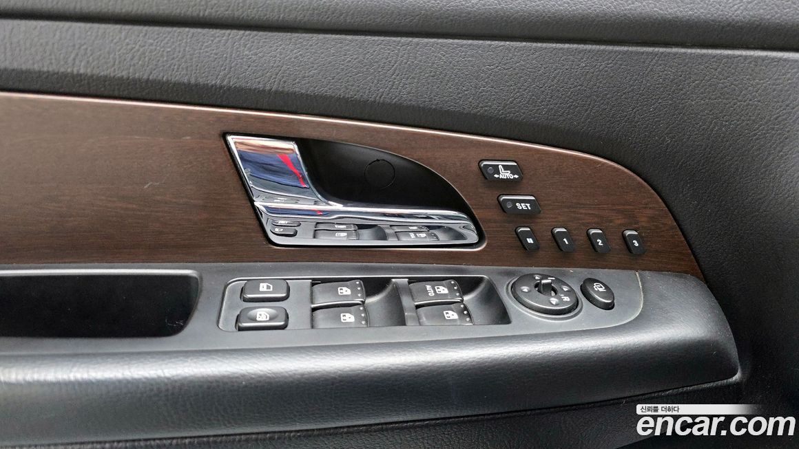 KG_Mobility_Ssangyong Rexton 2015