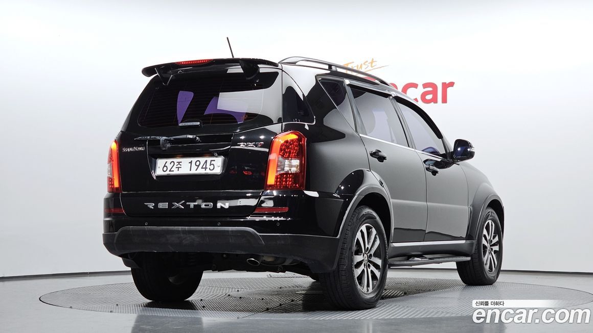 KG_Mobility_Ssangyong Rexton 2015
