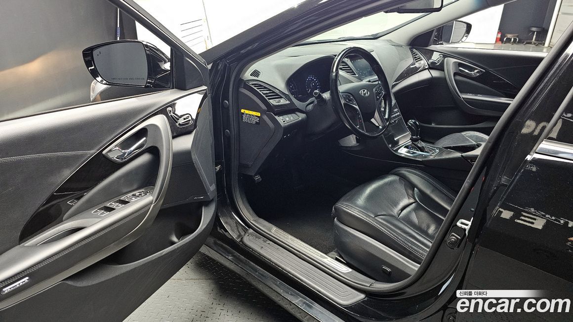 Hyundai Grandeur 2015