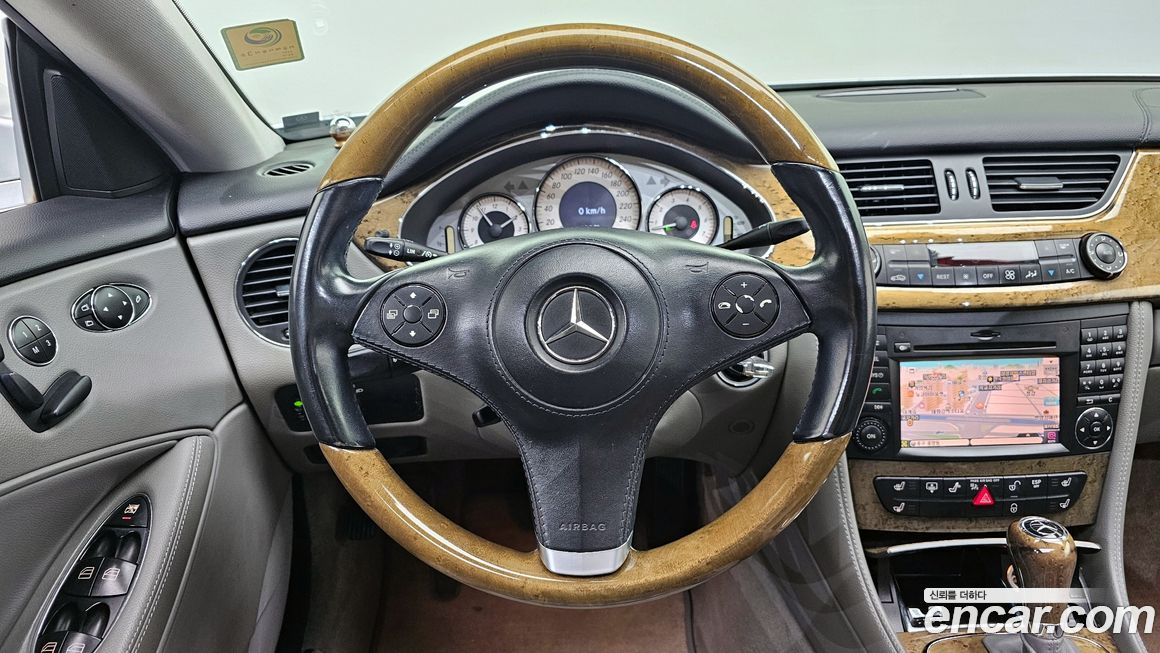 Mercedes-Benz CLS-Class 2010