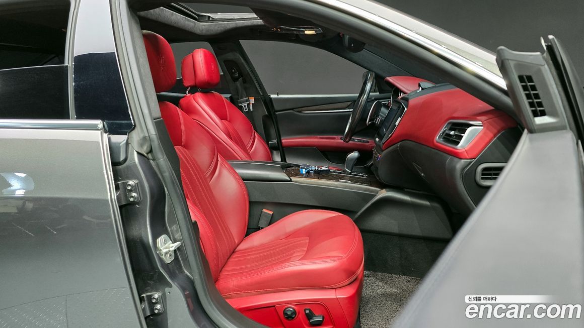 Maserati Ghibli 2017