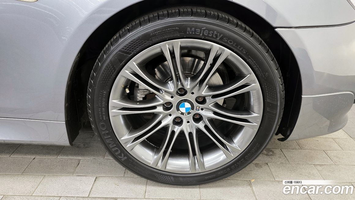 BMW 5-Series 2010