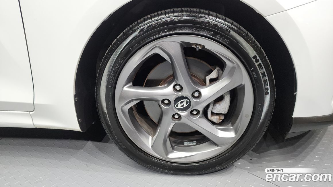 Hyundai Veloster 2018