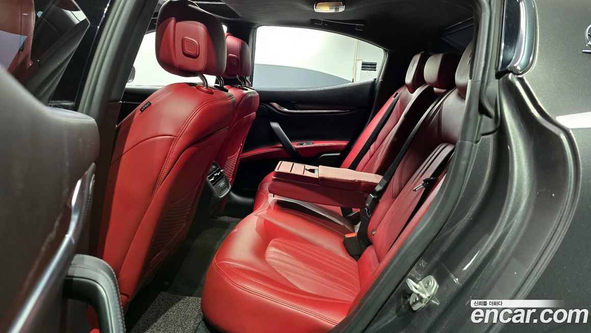 Maserati Ghibli 2017