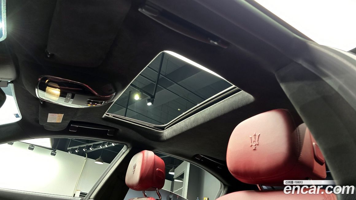 Maserati Ghibli 2017