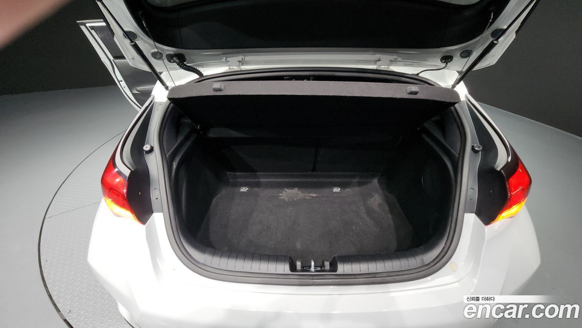 Hyundai Veloster 2018