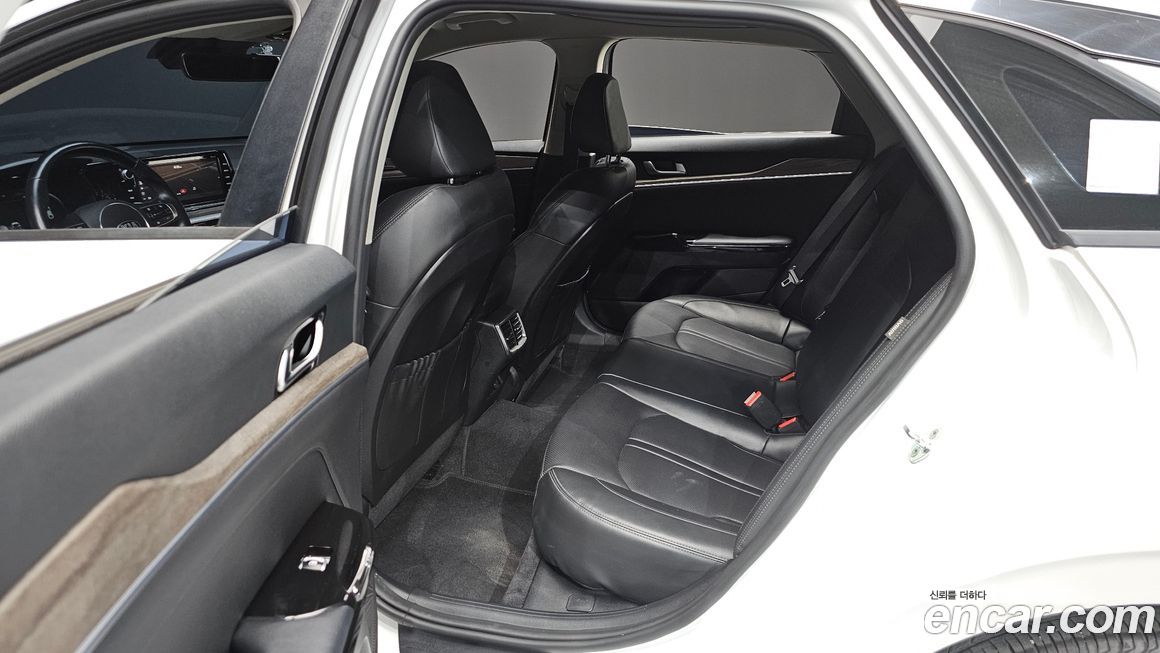 Kia K5 2021
