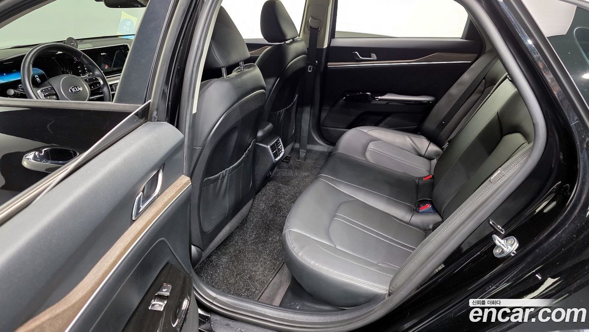 Kia K5 2021