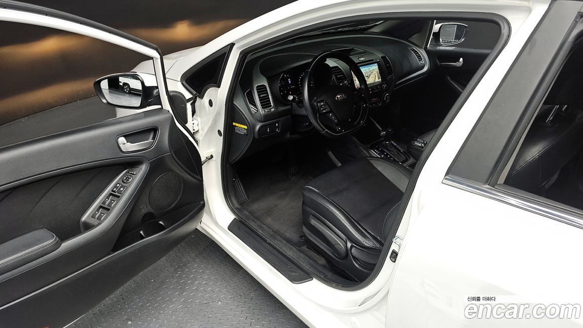 Kia K3 2016
