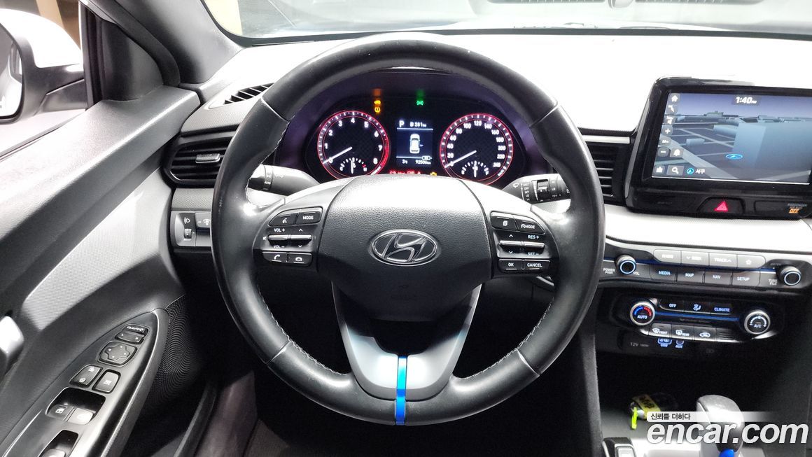 Hyundai Veloster 2018