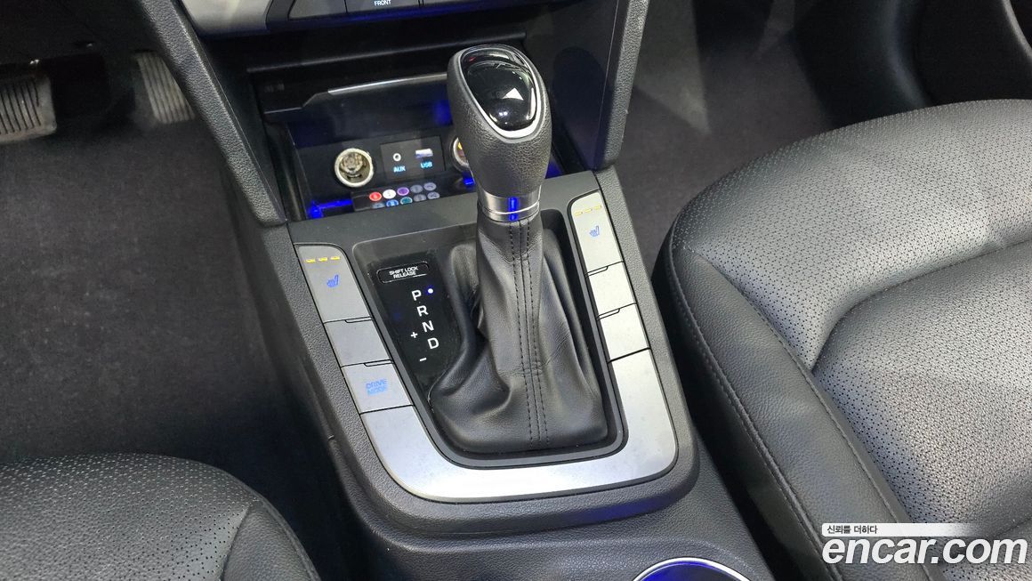 Hyundai AVANTE 2018