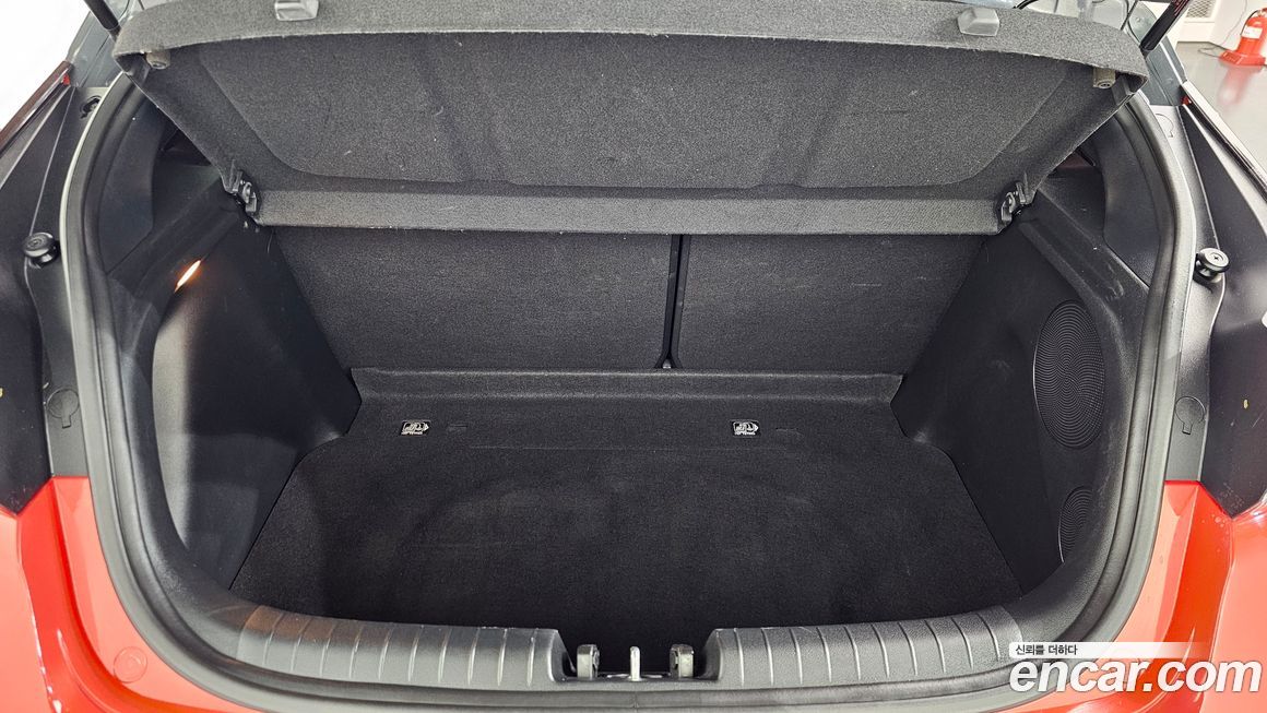 Hyundai Veloster 2018