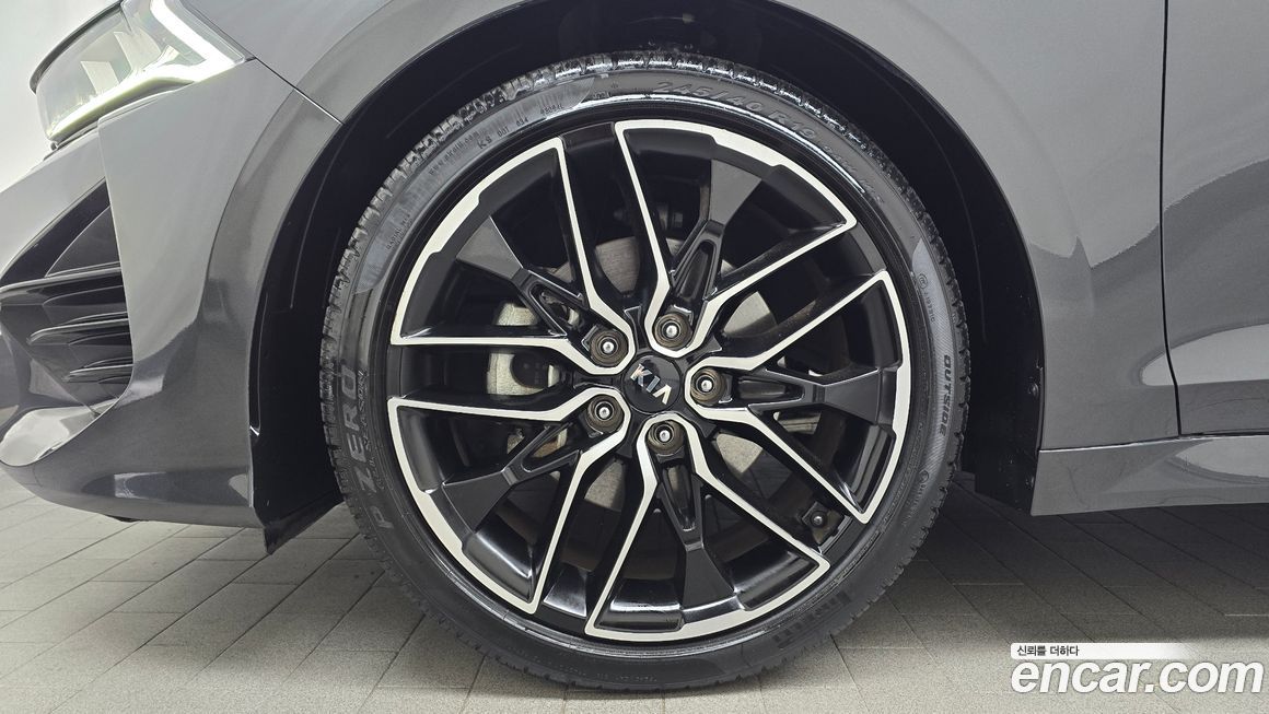 Kia K5 2021