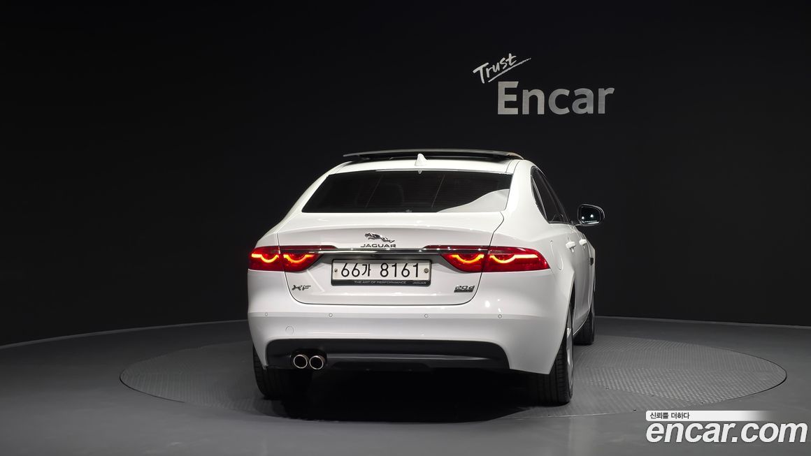 Jaguar XF 2018