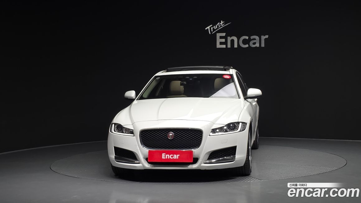 Jaguar XF 2018