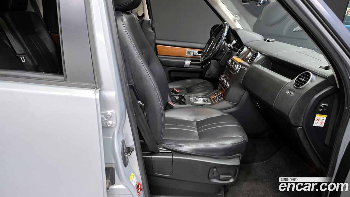 Land Rover Discovery 2015