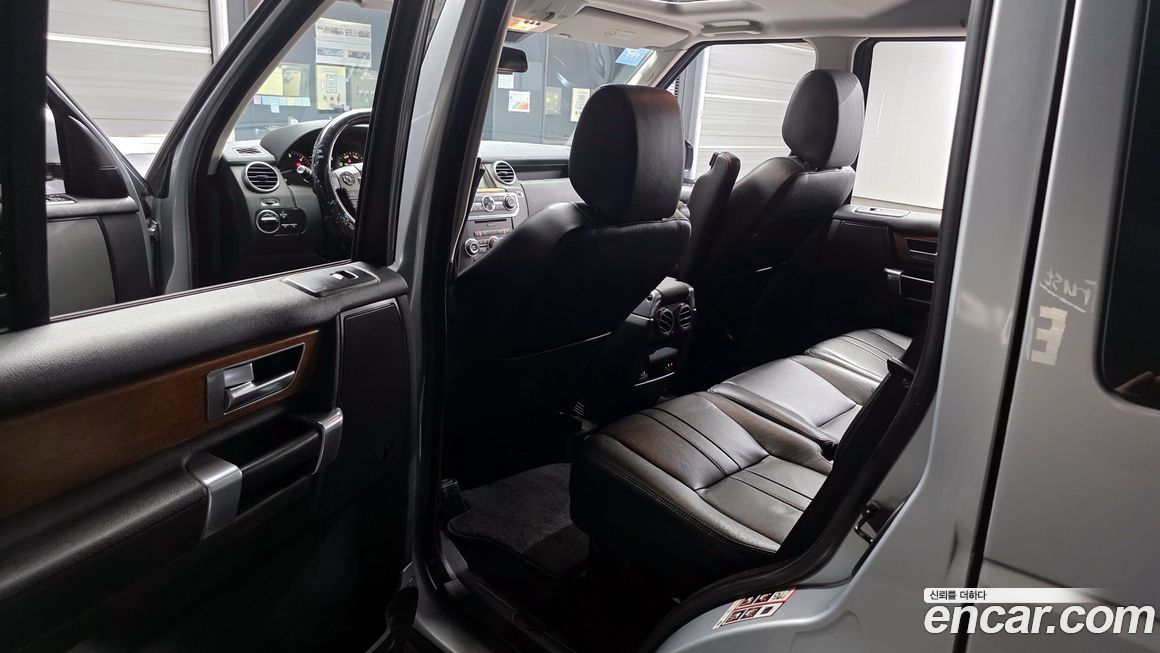 Land Rover Discovery 2015