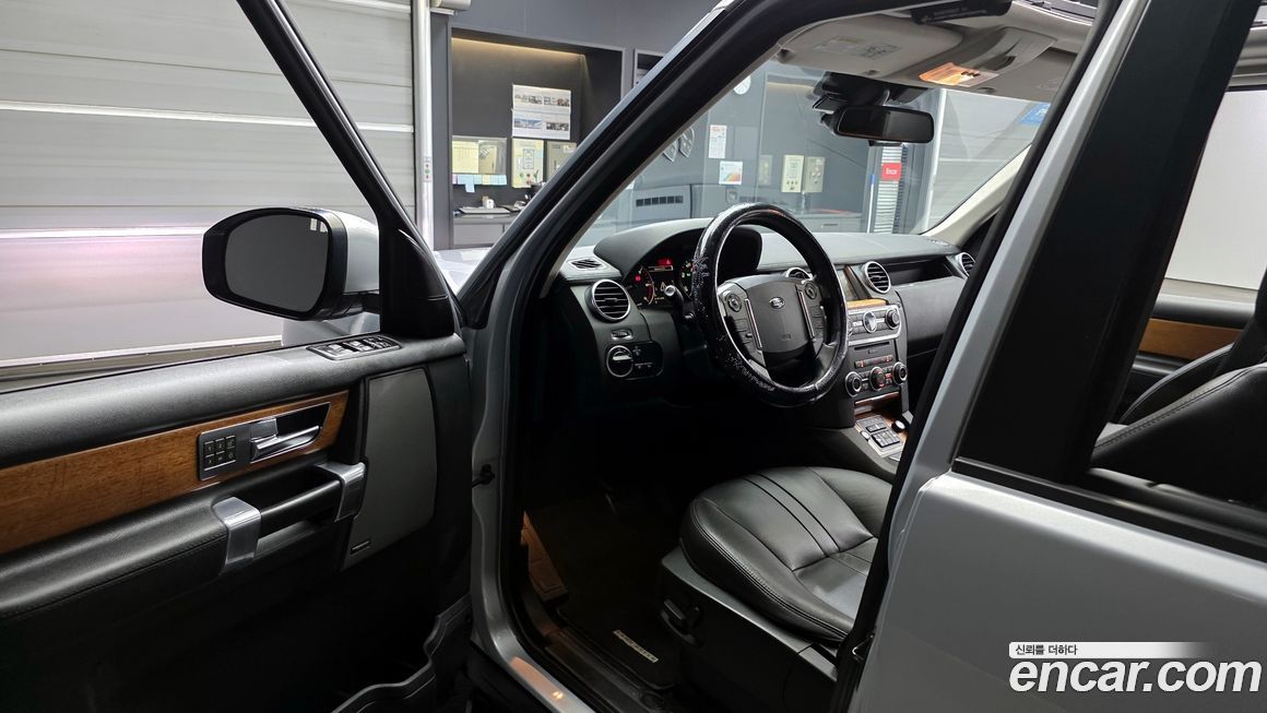 Land Rover Discovery 2015