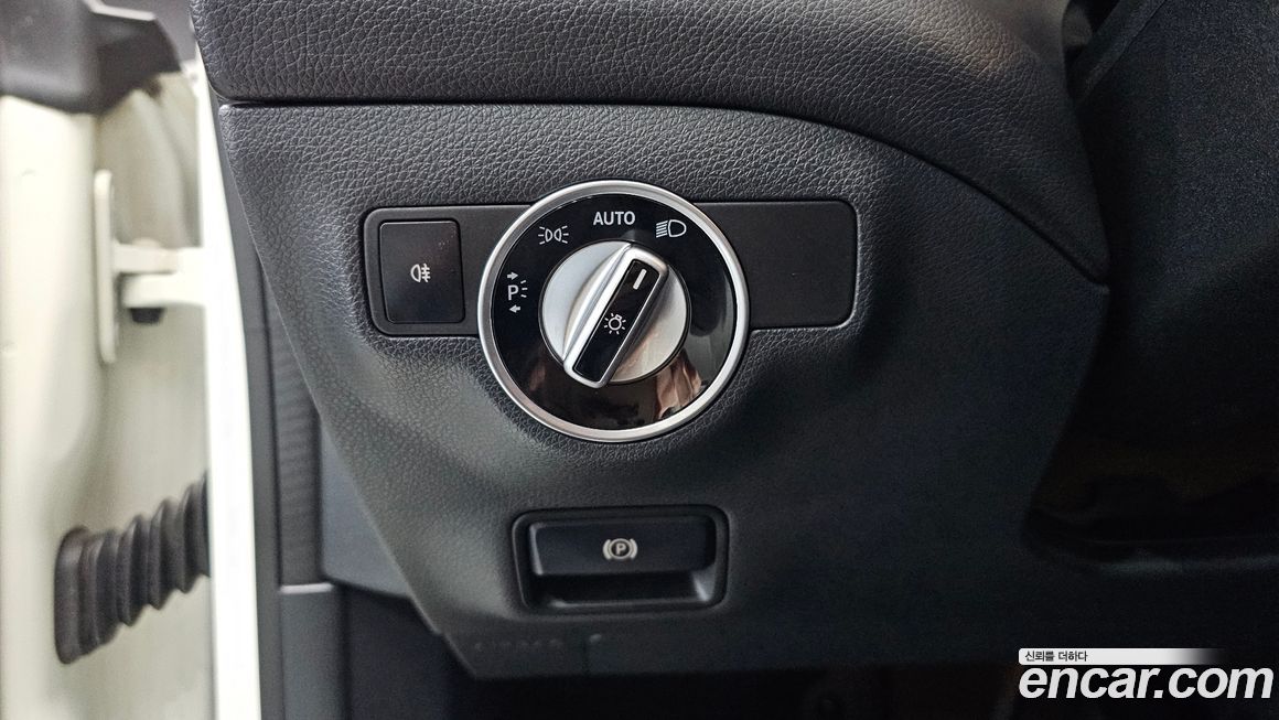 Mercedes-Benz CLA-Class 2014