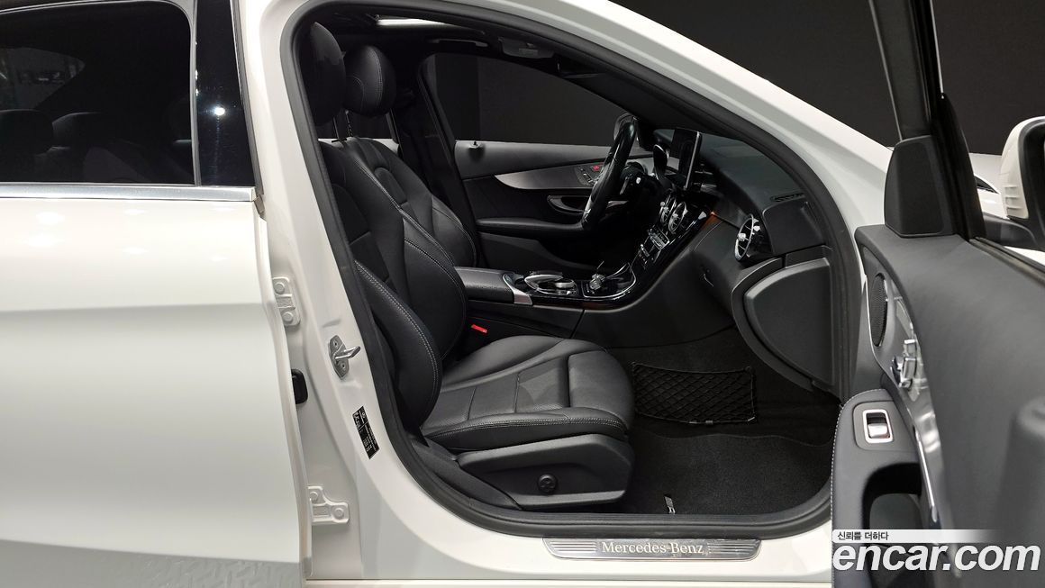 Mercedes-Benz C-Class 2018