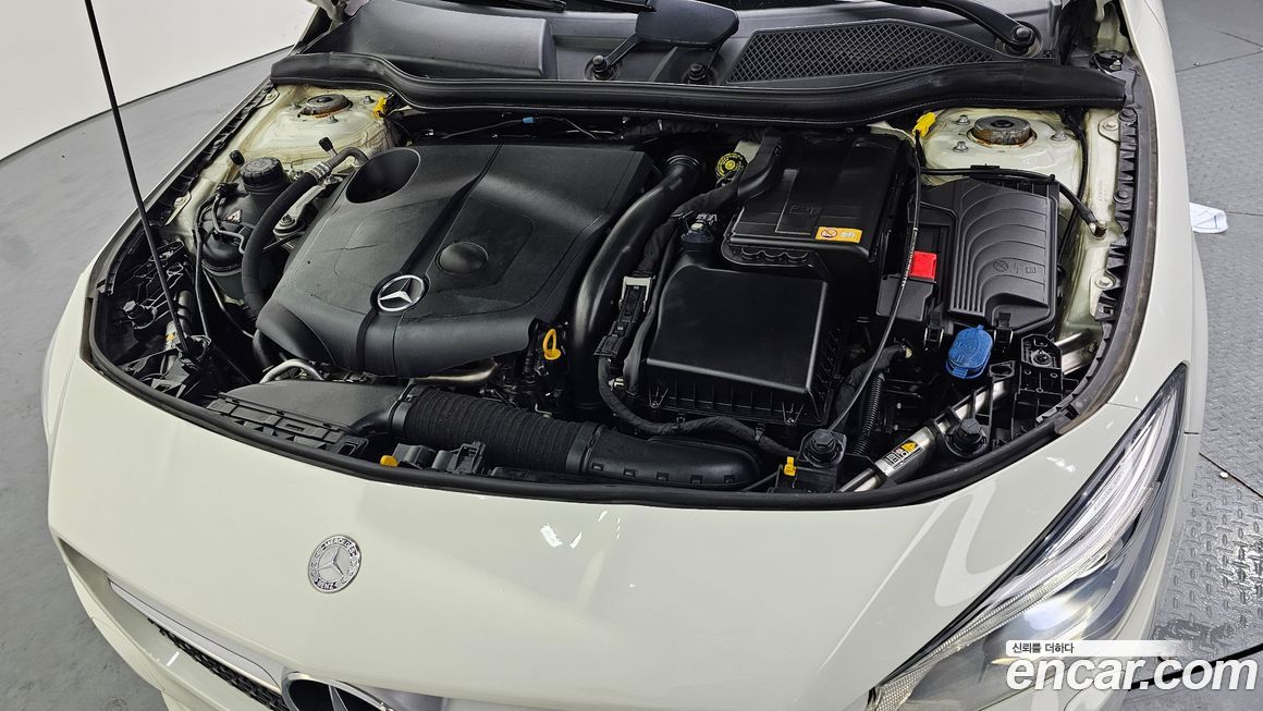 Mercedes-Benz CLA-Class 2014
