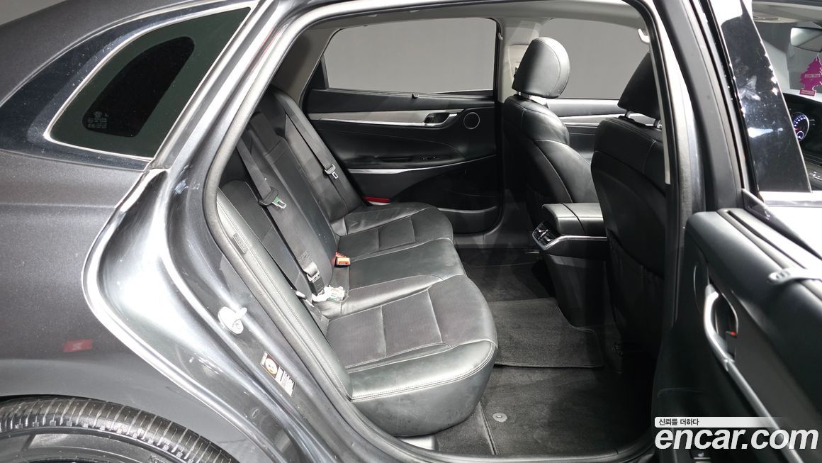 Hyundai Grandeur 2020