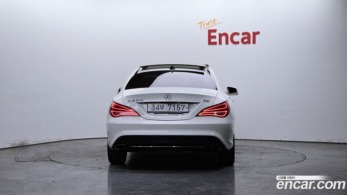 Mercedes-Benz CLA-Class 2014