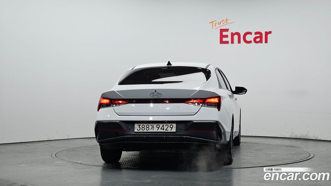 Hyundai AVANTE 2024