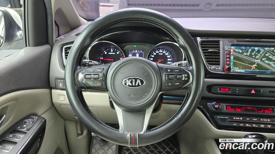 Kia Canival 2016