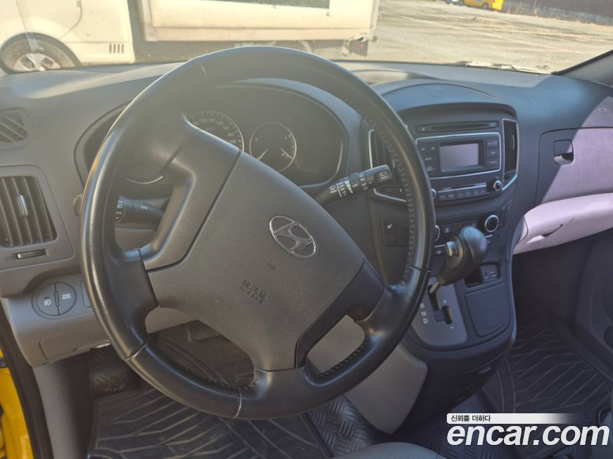 Hyundai Starex 2019