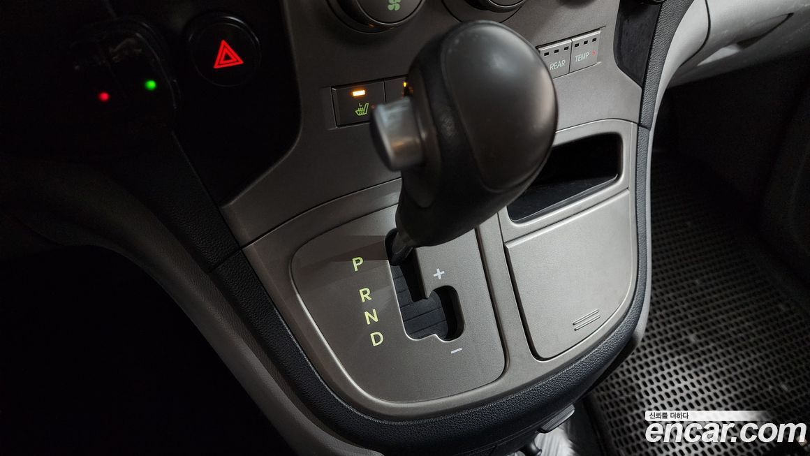 Hyundai Starex 2011