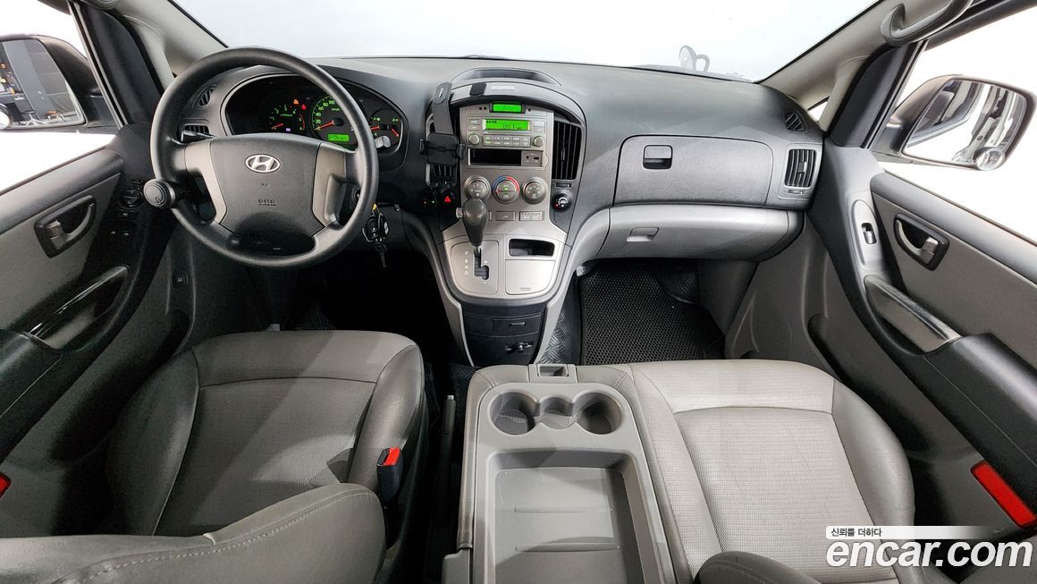 Hyundai Starex 2011